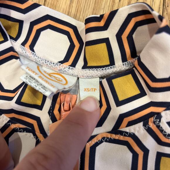 Tory Burch Geo Surf Shirt Rashguard Swim Cover Ballet Pink Octagon Womens XS - Picture 4 of 6